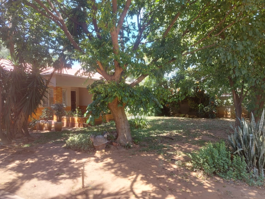3 Bedroom Property for Sale in Oos Einde North West